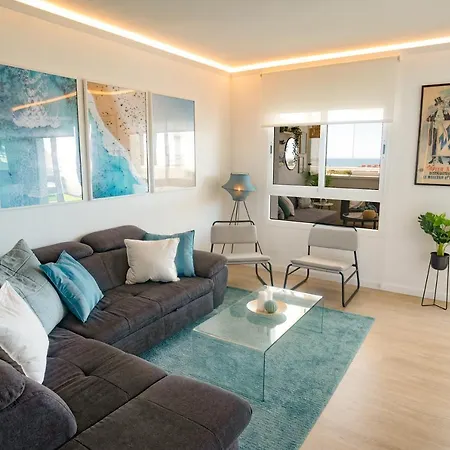 Apartment Beautiful With 2 Terraces, Pool &