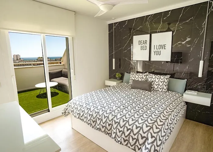 Appartamento Beautiful With 2 Terraces, Pool & *