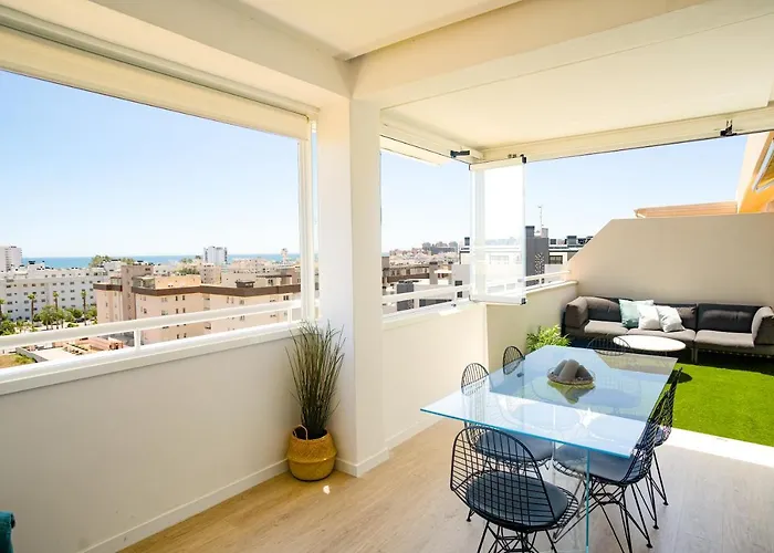 Beautiful With 2 Terraces, Pool & Torremolinos